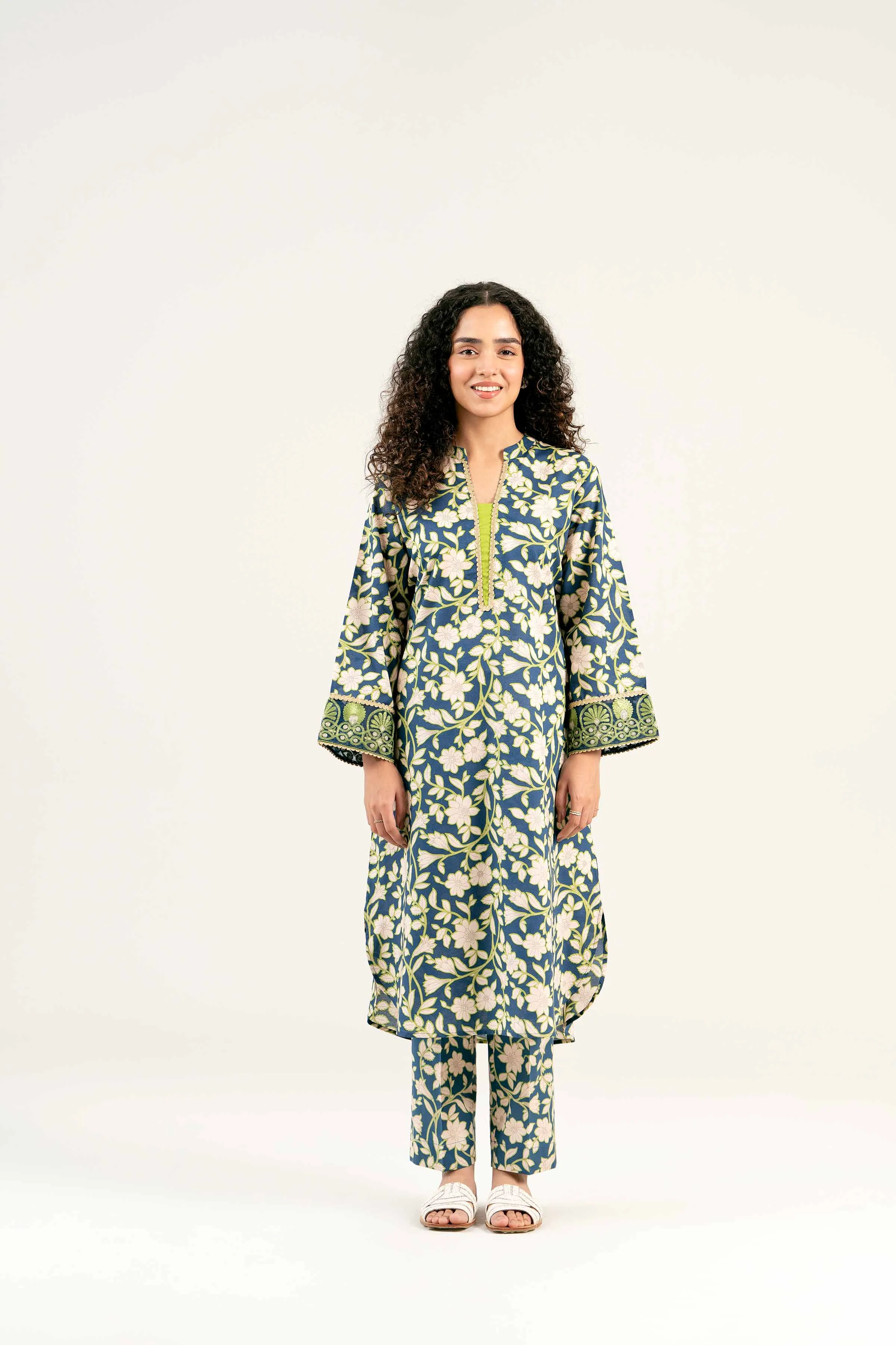 2 Piece - Printed Embroidered Suit - PS25-30