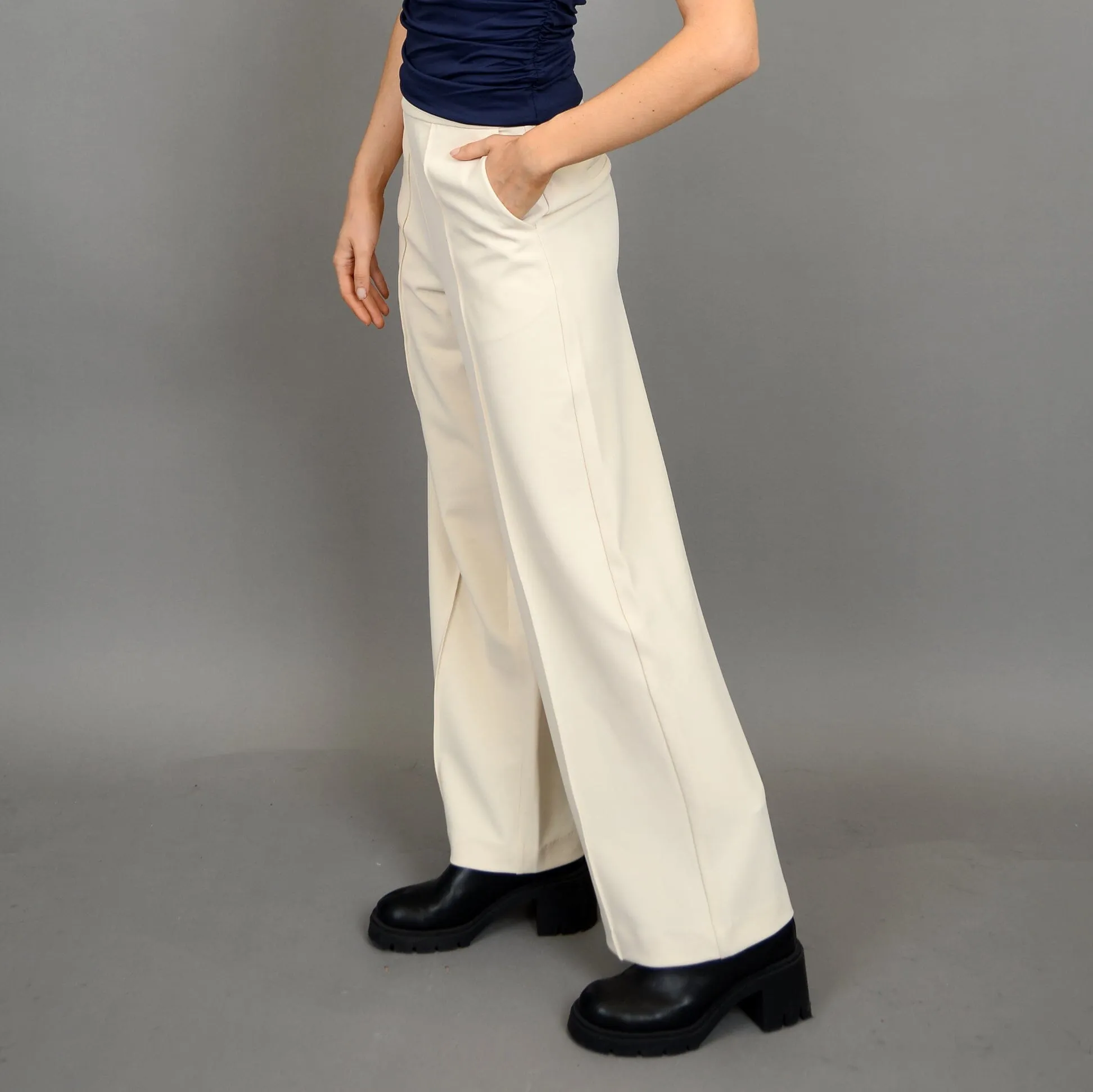 BONE PINTUCK OFFICE PANT