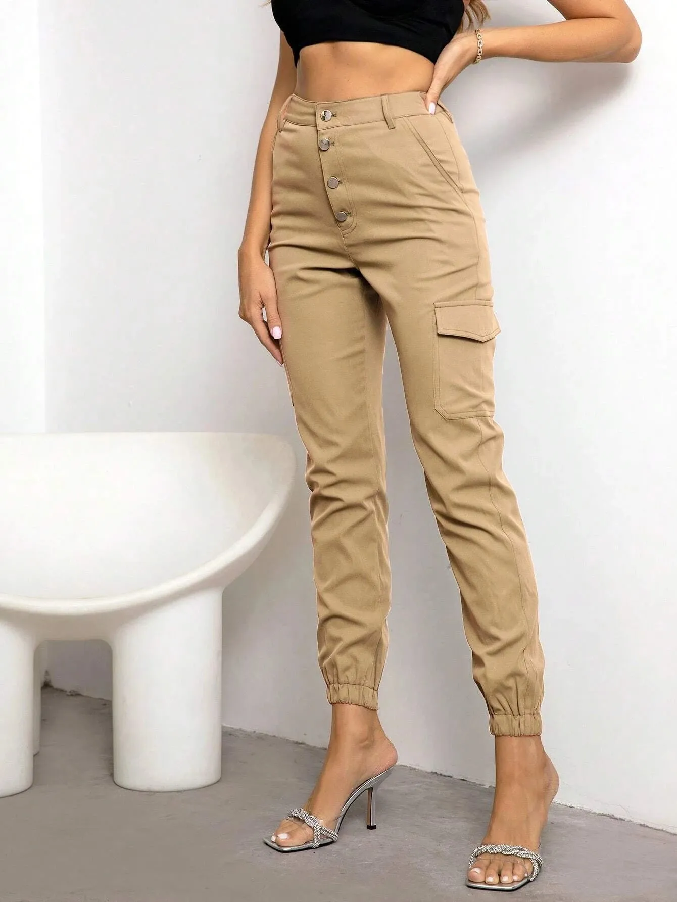 Buttoned Regular Fit Cargo Pants