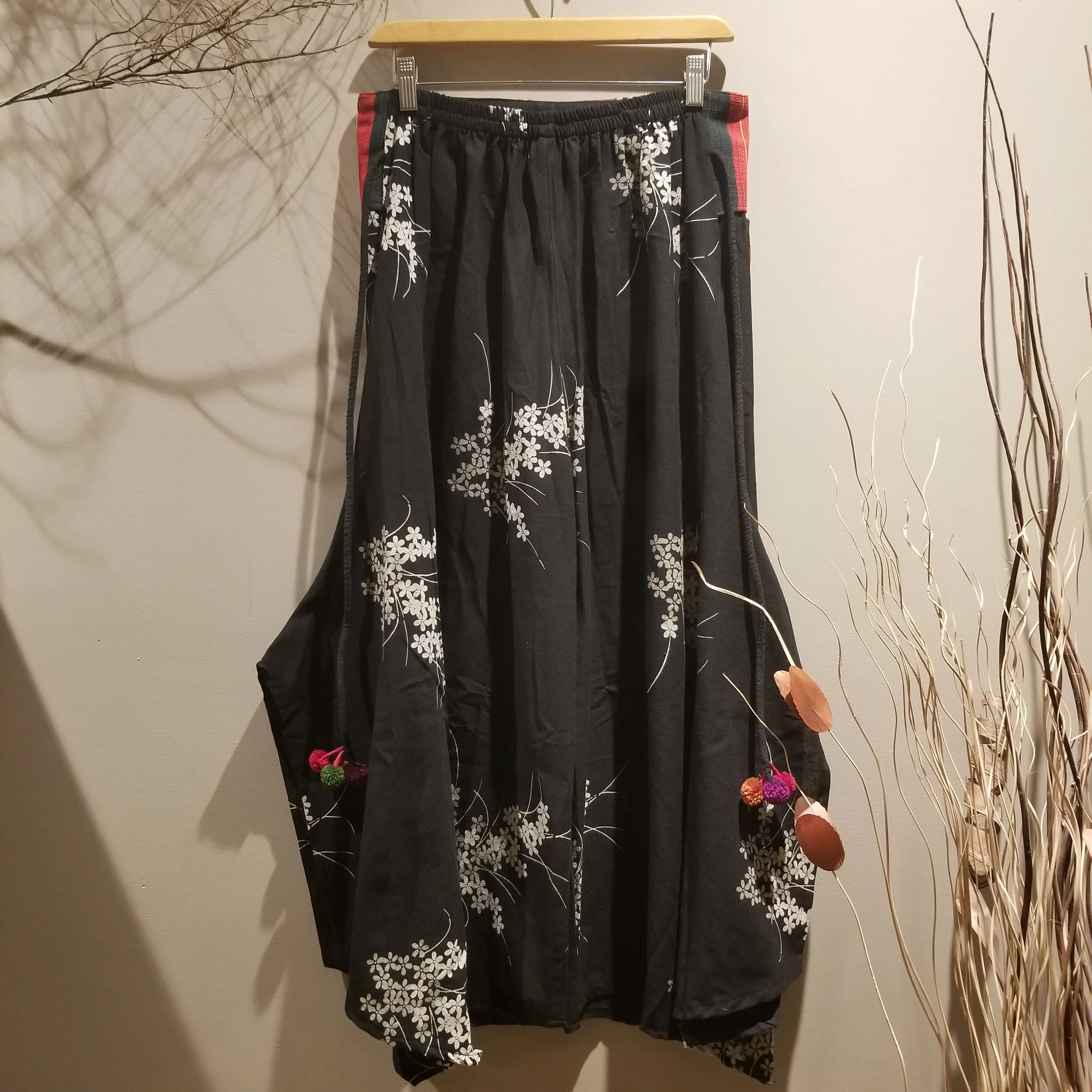 Fern Print Black Grey Wide Leg Pants