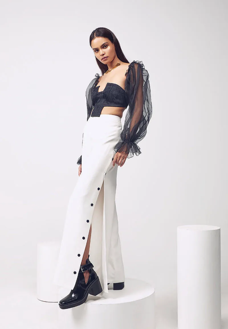 High-Waisted Pants with Slits in White