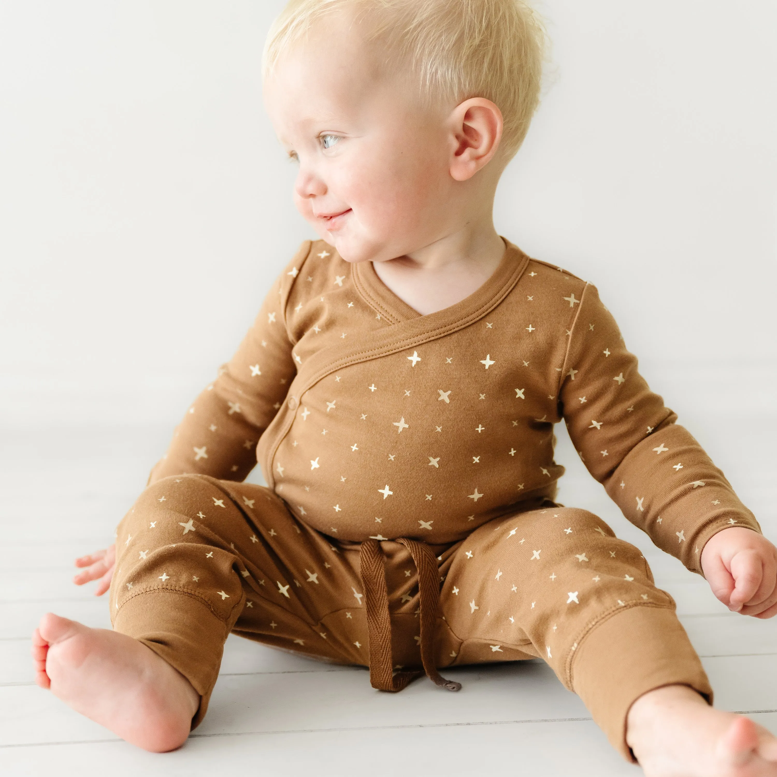 Organic Baby Onesie & Pants Outfit - Sparkle