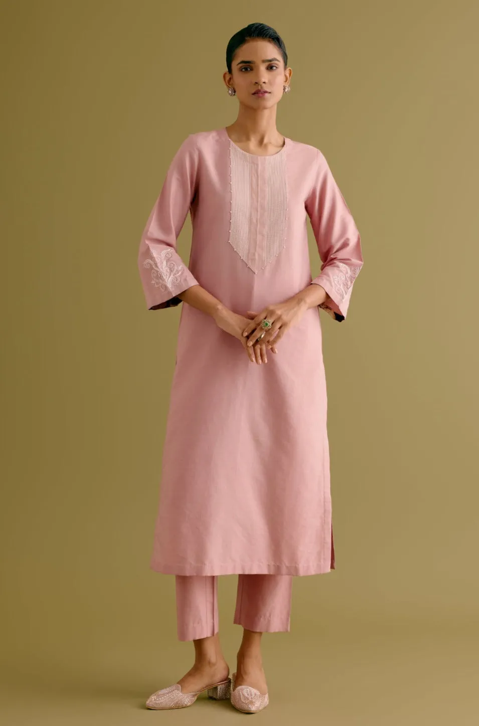 Pink Cotton Silk Blend Dori Embroidered Kurta Set