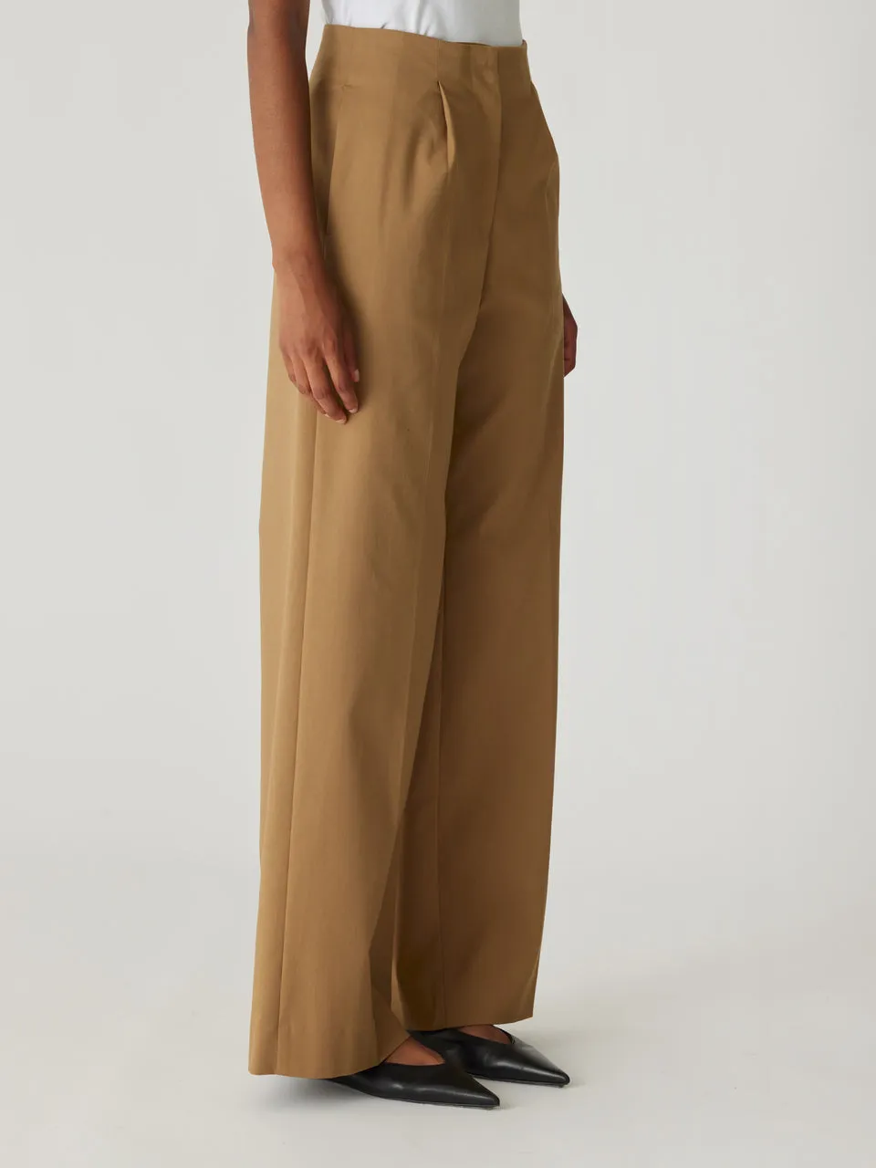 Refined Sateen Wide Leg Cotton Trouser