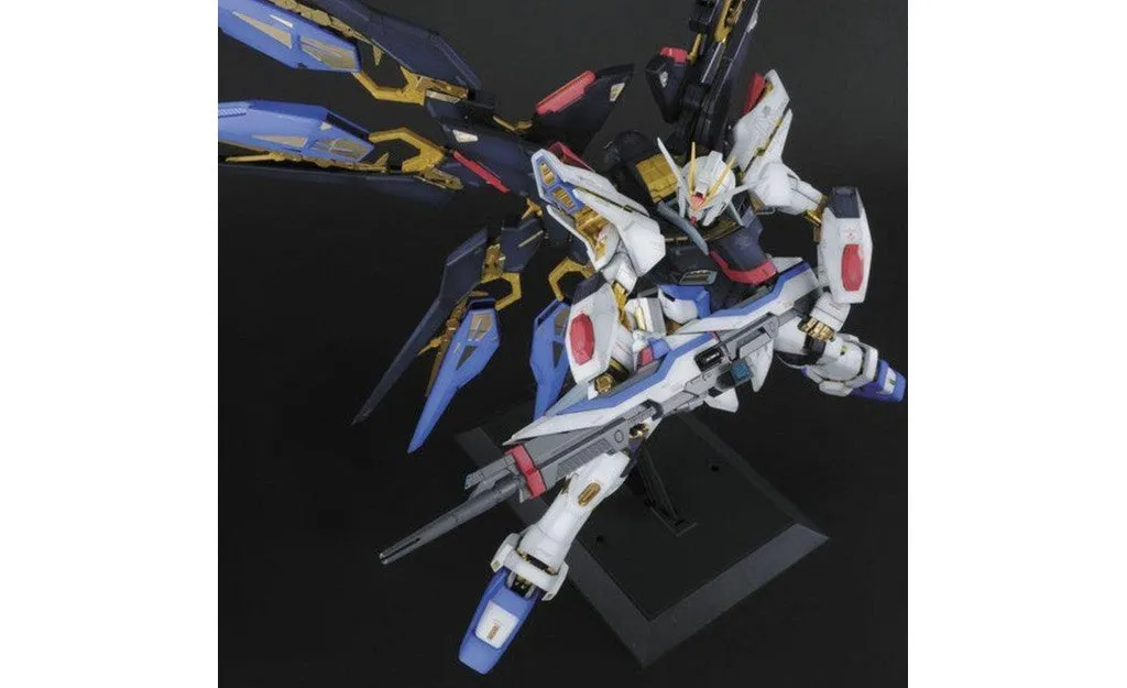 Strike Freedom Gundam PG Model Kit - Gundam SEED