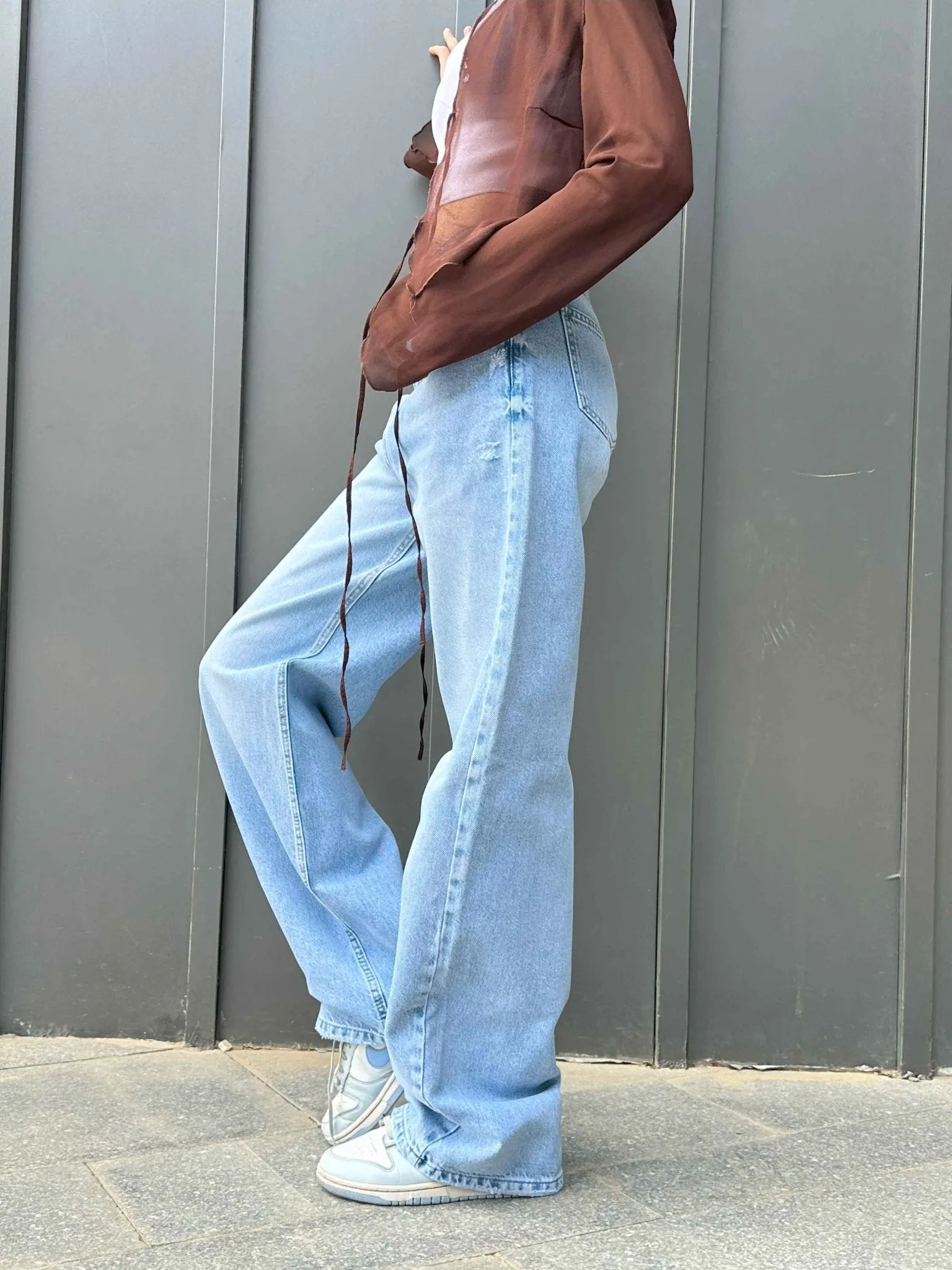 Wide Leg - Light Acid Wash Jeans.