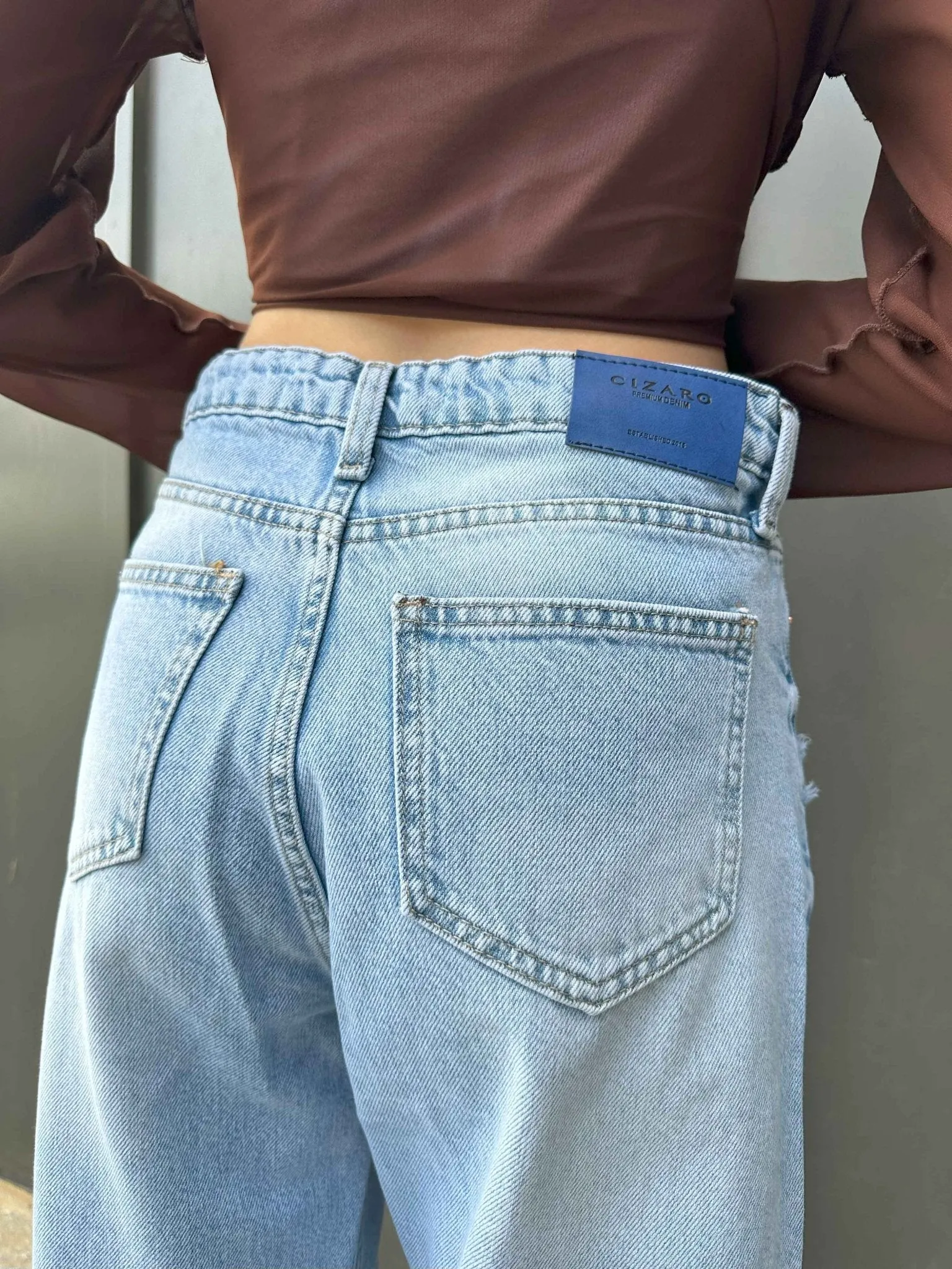 Wide Leg - Light Acid Wash Jeans.