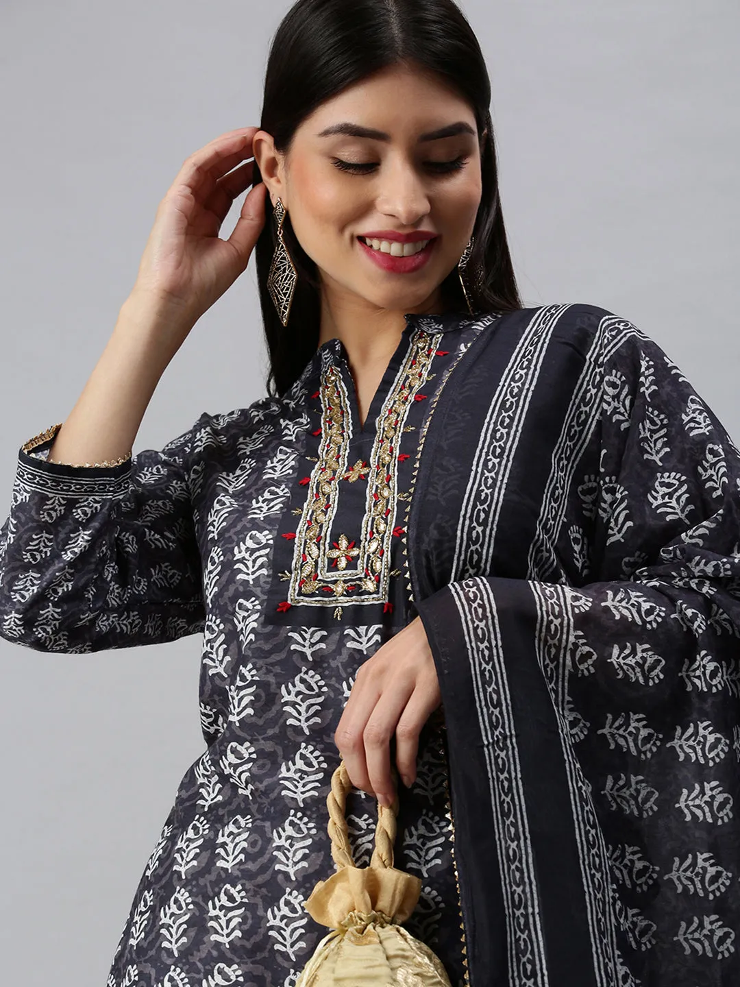 Women Straight Grey Printed Kurta and Trousers